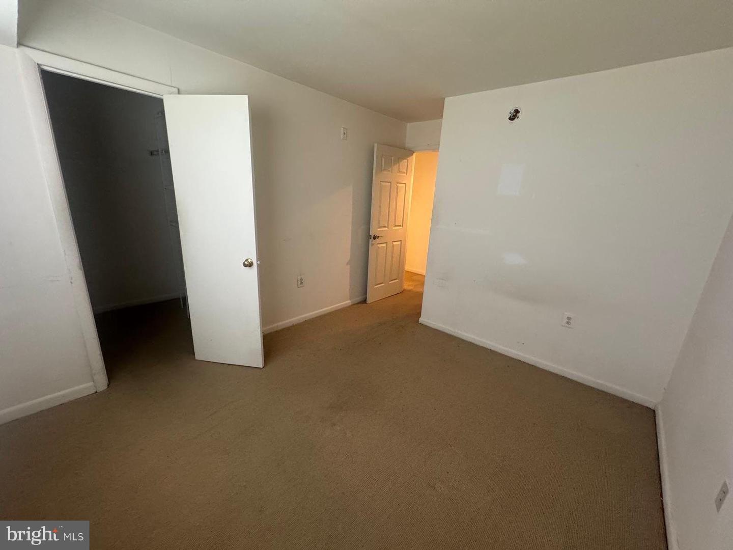 2333 16TH ST SE #203, WASHINGTON, District Of Columbia 20020, 2 Bedrooms Bedrooms, ,1 BathroomBathrooms,Residential,For sale,2333 16TH ST SE #203,DCDC2243874 MLS # DCDC2243874