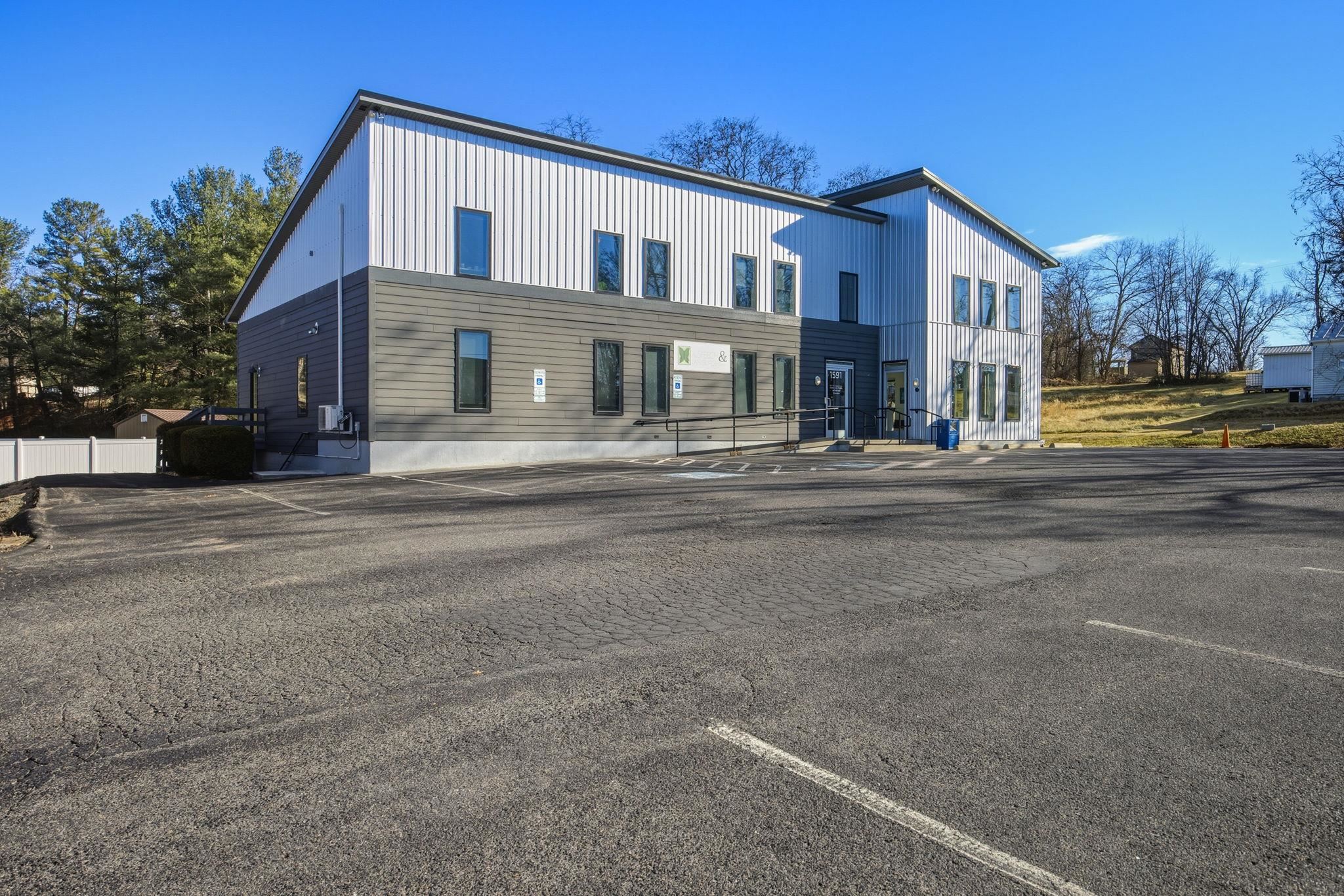 1591 PORT REPUBLIC RD, ROCKINGHAM, Virginia 22801, ,Commercial,1591 PORT REPUBLIC RD,672906 MLS # 672906 1591 PORT REPUBLIC RD, ROCKINGHAM, Virginia 22801, ,Commercial,1591 PORT REPUBLIC RD,672906 MLS # 672906