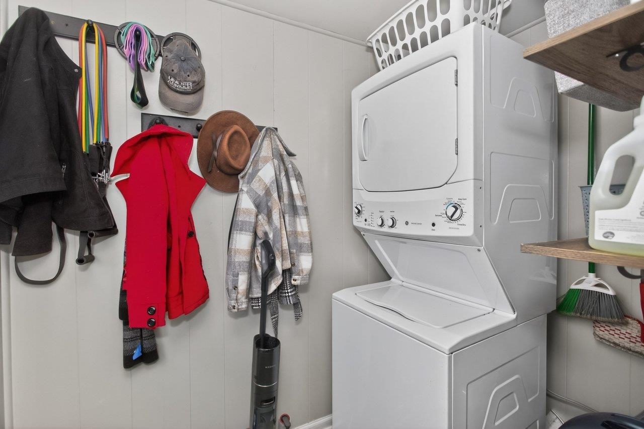 211 SECOND ST, SHENANDOAH, Virginia 22849, 2 Bedrooms Bedrooms, ,1 BathroomBathrooms,Residential,211 SECOND ST,672908 MLS # 672908 211 SECOND ST, SHENANDOAH, Virginia 22849, 2 Bedrooms Bedrooms, ,1 BathroomBathrooms,Residential,211 SECOND ST,672908 MLS # 672908