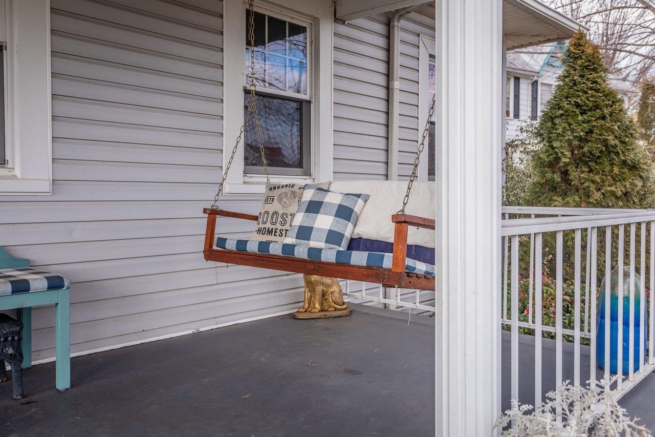 211 SECOND ST, SHENANDOAH, Virginia 22849, 2 Bedrooms Bedrooms, ,1 BathroomBathrooms,Residential,211 SECOND ST,672908 MLS # 672908 211 SECOND ST, SHENANDOAH, Virginia 22849, 2 Bedrooms Bedrooms, ,1 BathroomBathrooms,Residential,211 SECOND ST,672908 MLS # 672908