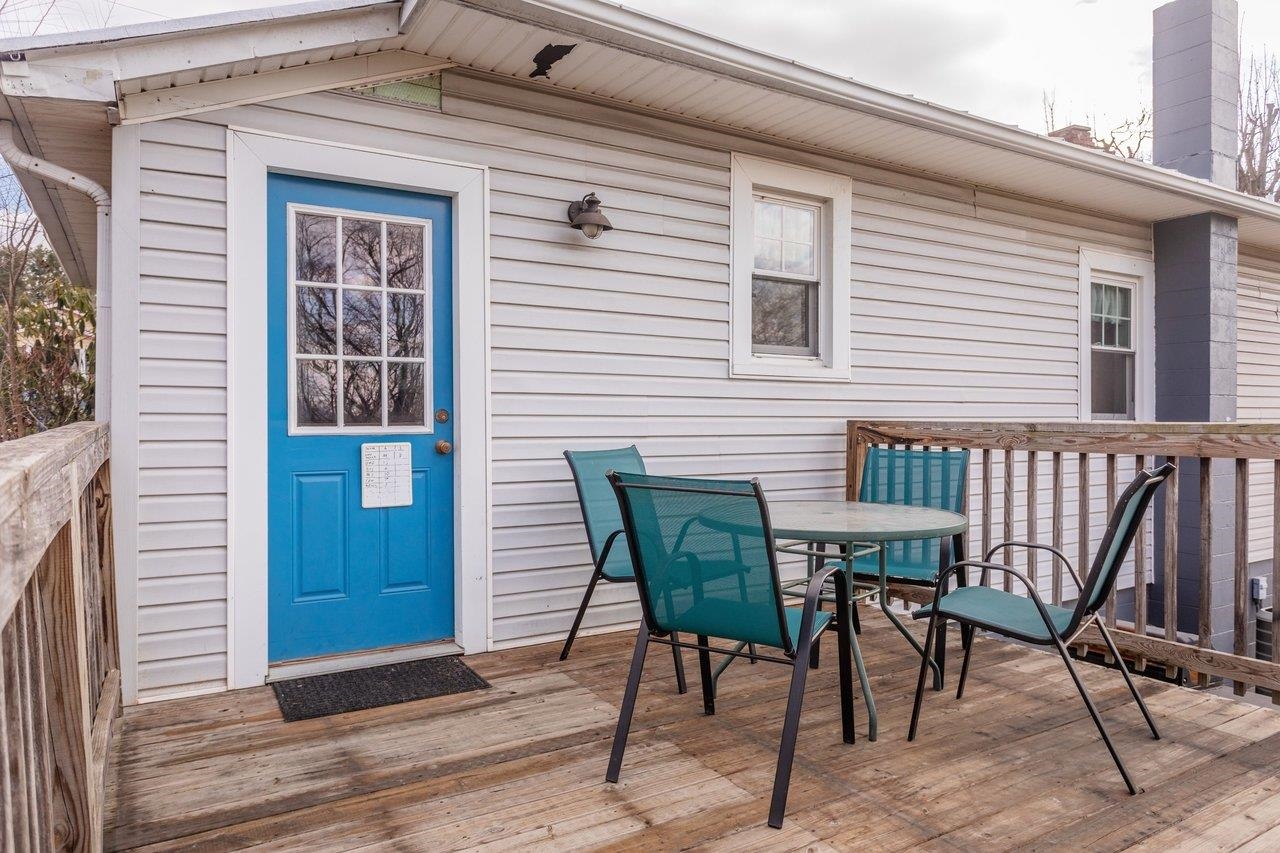 211 SECOND ST, SHENANDOAH, Virginia 22849, 2 Bedrooms Bedrooms, ,1 BathroomBathrooms,Residential,211 SECOND ST,672908 MLS # 672908 211 SECOND ST, SHENANDOAH, Virginia 22849, 2 Bedrooms Bedrooms, ,1 BathroomBathrooms,Residential,211 SECOND ST,672908 MLS # 672908