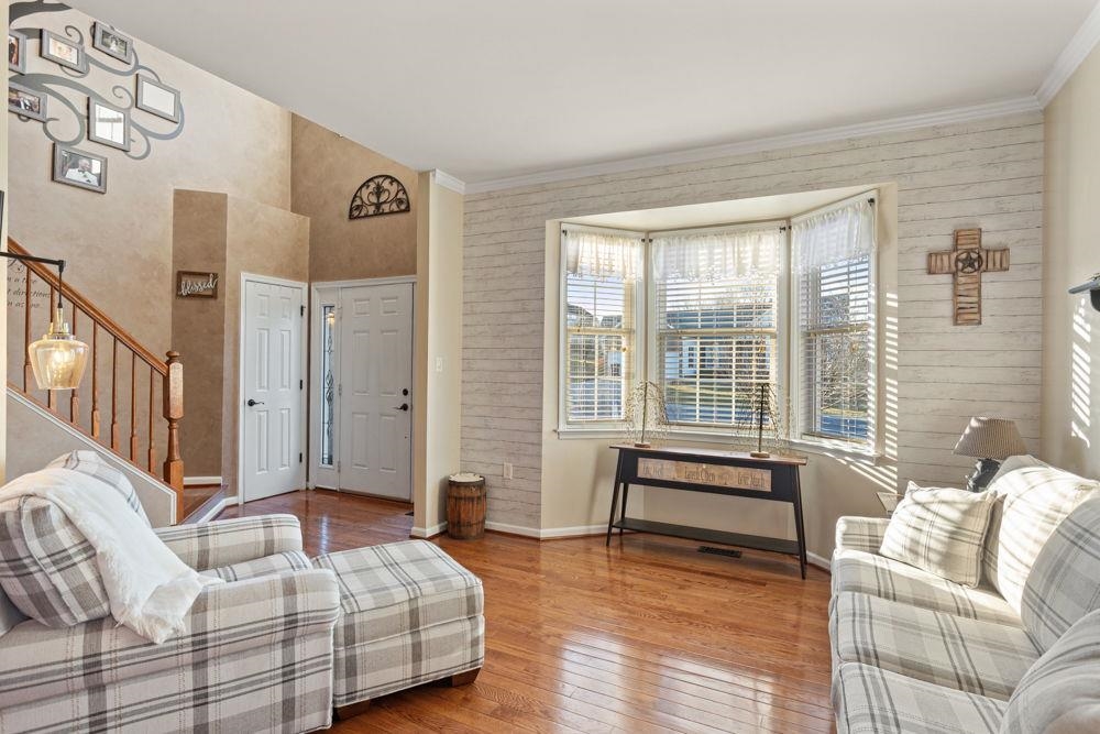 209 BUCHANAN DR, BROADWAY, Virginia 22815, 5 Bedrooms Bedrooms, ,3 BathroomsBathrooms,Residential,209 BUCHANAN DR,672909 MLS # 672909