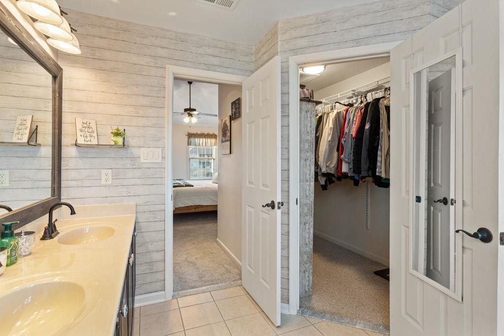 209 BUCHANAN DR, BROADWAY, Virginia 22815, 5 Bedrooms Bedrooms, ,3 BathroomsBathrooms,Residential,209 BUCHANAN DR,672909 MLS # 672909