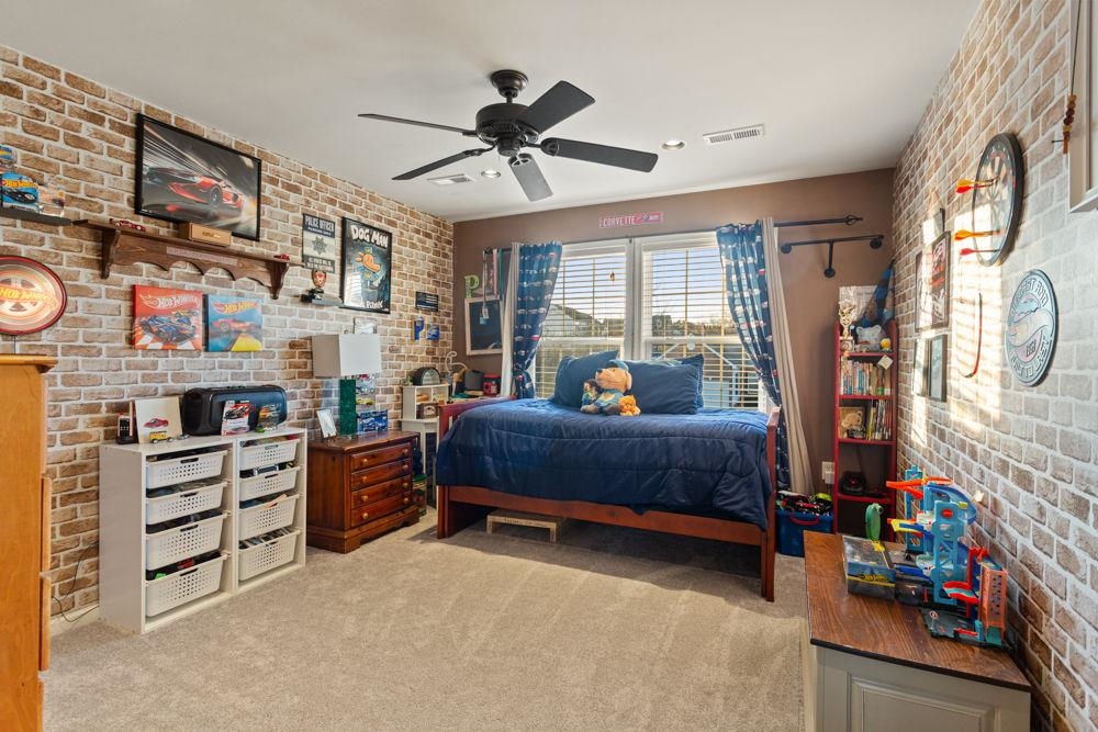 209 BUCHANAN DR, BROADWAY, Virginia 22815, 5 Bedrooms Bedrooms, ,3 BathroomsBathrooms,Residential,209 BUCHANAN DR,672909 MLS # 672909