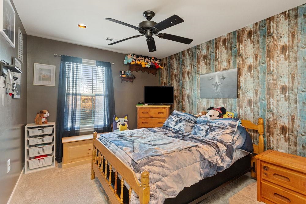 209 BUCHANAN DR, BROADWAY, Virginia 22815, 5 Bedrooms Bedrooms, ,3 BathroomsBathrooms,Residential,209 BUCHANAN DR,672909 MLS # 672909