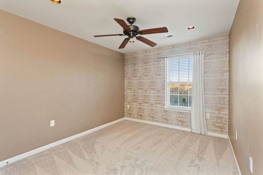 209 BUCHANAN DR, BROADWAY, Virginia 22815, 5 Bedrooms Bedrooms, ,3 BathroomsBathrooms,Residential,209 BUCHANAN DR,672909 MLS # 672909