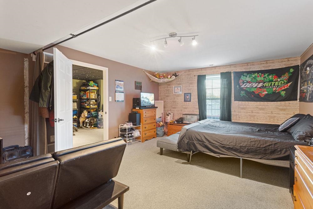 209 BUCHANAN DR, BROADWAY, Virginia 22815, 5 Bedrooms Bedrooms, ,3 BathroomsBathrooms,Residential,209 BUCHANAN DR,672909 MLS # 672909