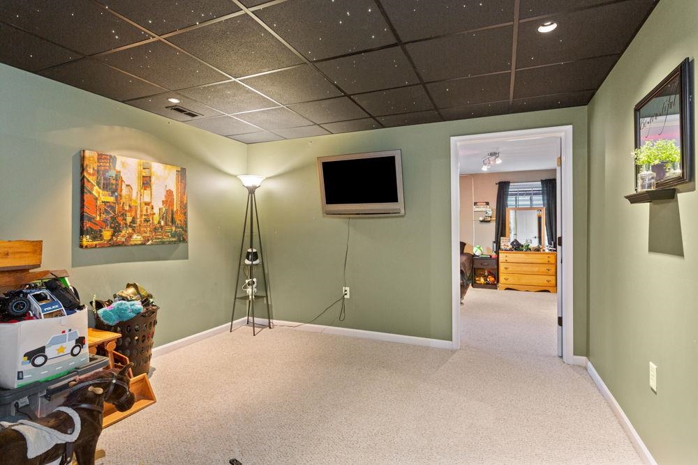 209 BUCHANAN DR, BROADWAY, Virginia 22815, 5 Bedrooms Bedrooms, ,3 BathroomsBathrooms,Residential,209 BUCHANAN DR,672909 MLS # 672909