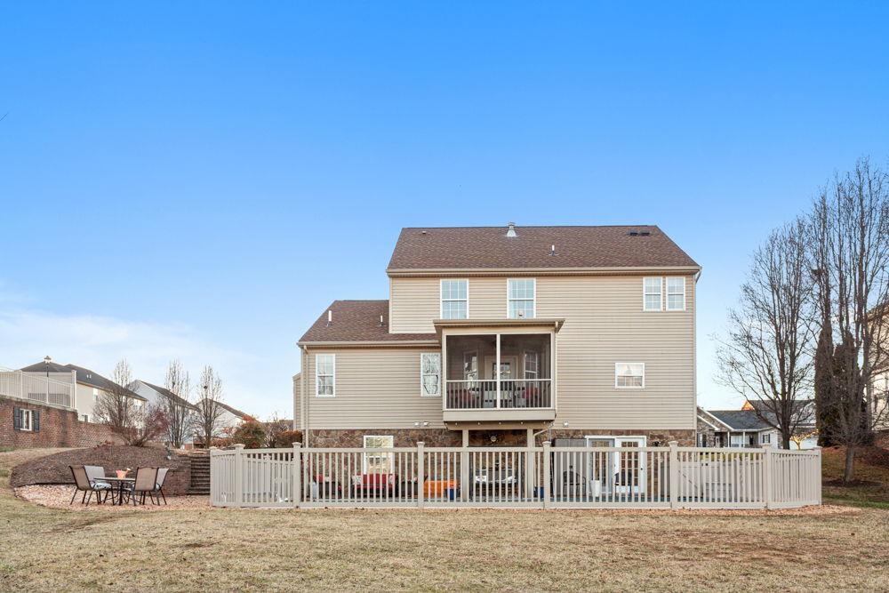 209 BUCHANAN DR, BROADWAY, Virginia 22815, 5 Bedrooms Bedrooms, ,3 BathroomsBathrooms,Residential,209 BUCHANAN DR,672909 MLS # 672909