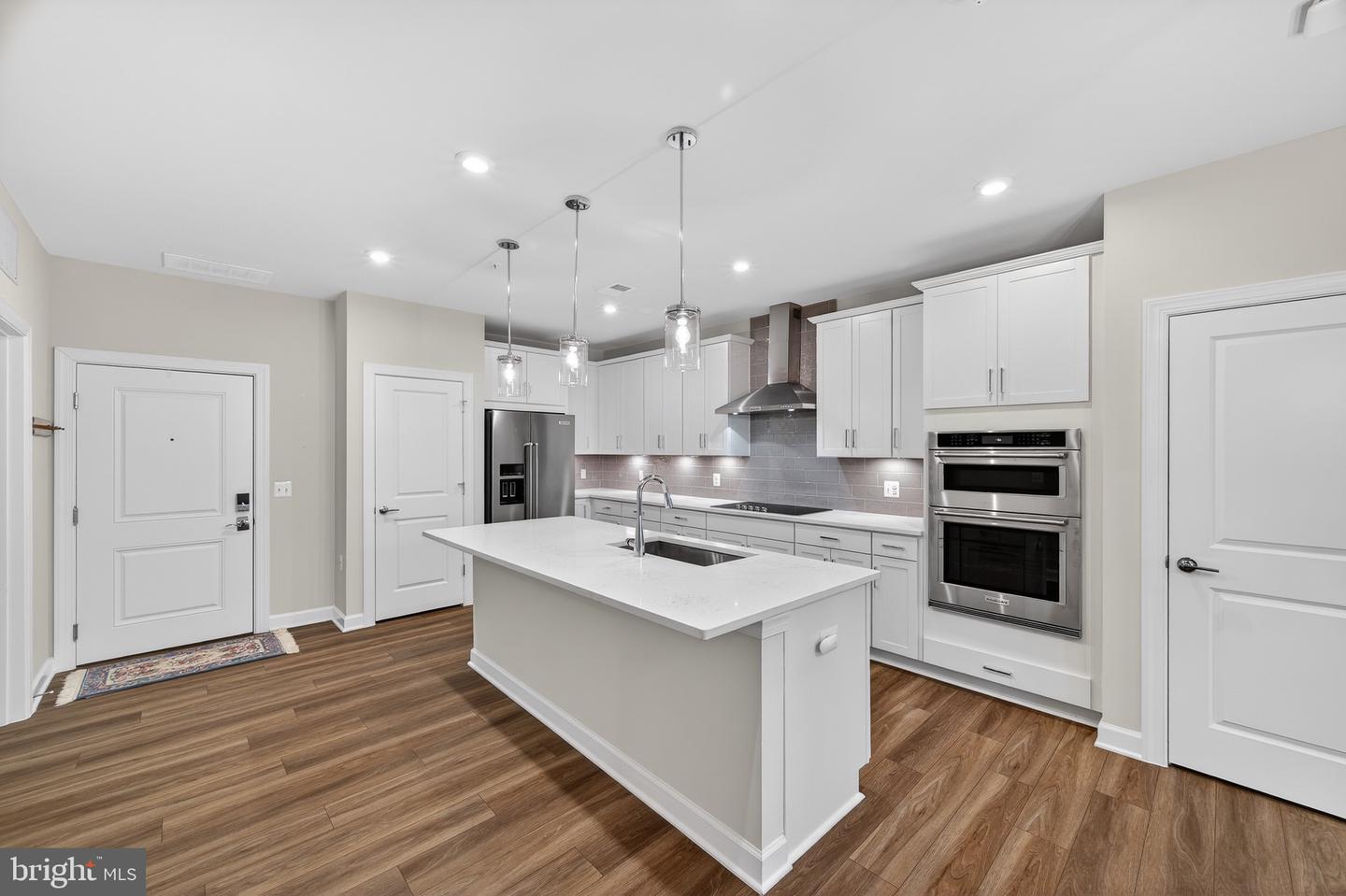 21630 HAWKSBILL HIGH CIR #403, STERLING, Virginia 20164, 2 Bedrooms Bedrooms, ,2 BathroomsBathrooms,Residential,For sale,21630 HAWKSBILL HIGH CIR #403,VALO2111258 MLS # VALO2111258