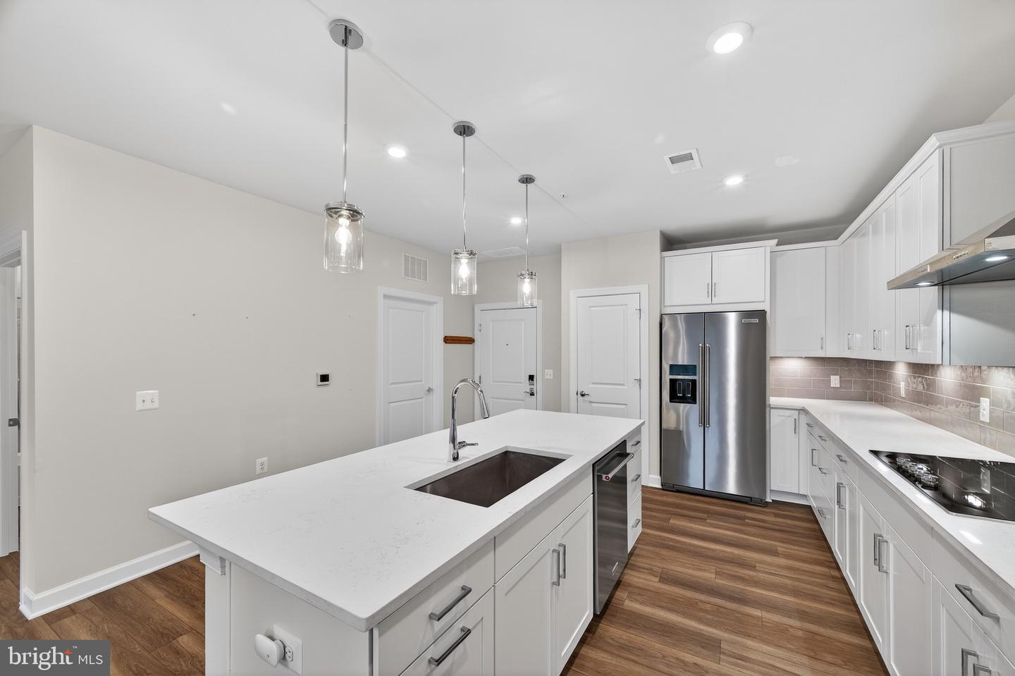 21630 HAWKSBILL HIGH CIR #403, STERLING, Virginia 20164, 2 Bedrooms Bedrooms, ,2 BathroomsBathrooms,Residential,For sale,21630 HAWKSBILL HIGH CIR #403,VALO2111258 MLS # VALO2111258