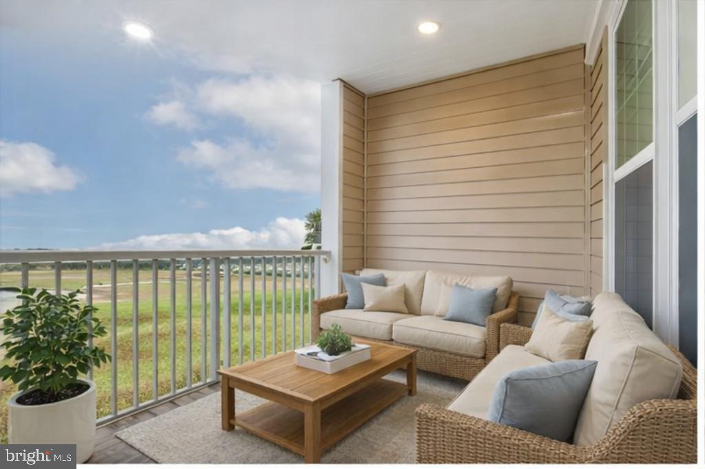 21630 HAWKSBILL HIGH CIR #403, STERLING, Virginia 20164, 2 Bedrooms Bedrooms, ,2 BathroomsBathrooms,Residential,For sale,21630 HAWKSBILL HIGH CIR #403,VALO2111258 MLS # VALO2111258