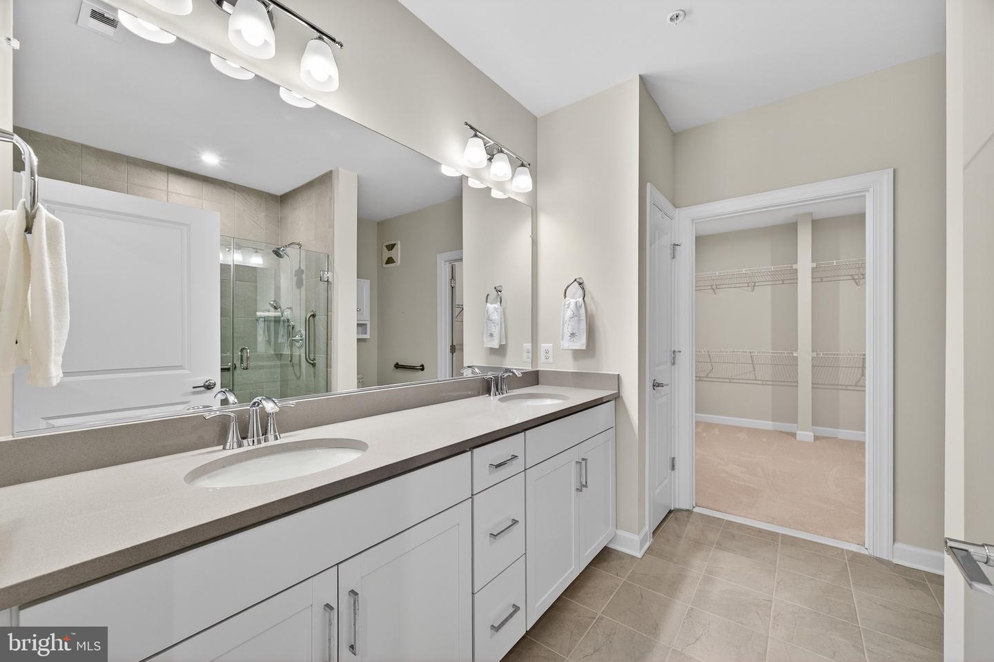 21630 HAWKSBILL HIGH CIR #403, STERLING, Virginia 20164, 2 Bedrooms Bedrooms, ,2 BathroomsBathrooms,Residential,For sale,21630 HAWKSBILL HIGH CIR #403,VALO2111258 MLS # VALO2111258