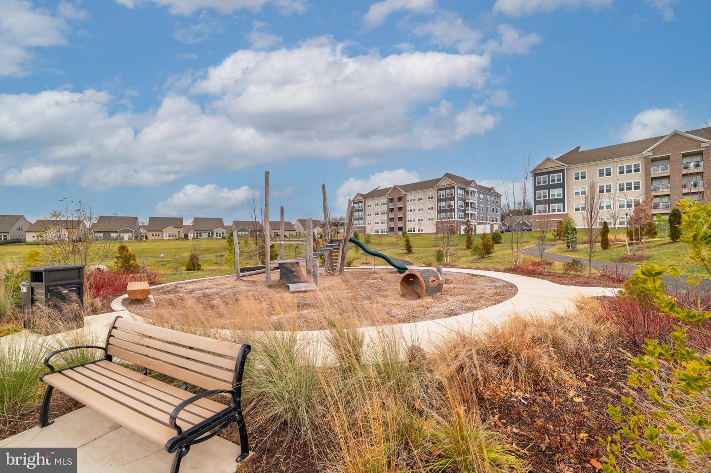 21630 HAWKSBILL HIGH CIR #403, STERLING, Virginia 20164, 2 Bedrooms Bedrooms, ,2 BathroomsBathrooms,Residential,For sale,21630 HAWKSBILL HIGH CIR #403,VALO2111258 MLS # VALO2111258