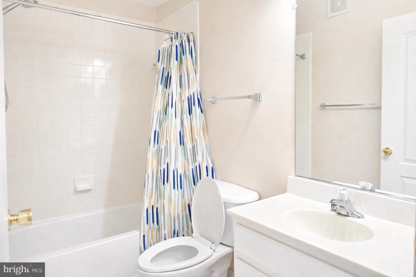 9710 HANDERSON PL #207, MANASSAS PARK, Virginia 20111, 2 Bedrooms Bedrooms, 8 Rooms Rooms,2 BathroomsBathrooms,Residential,For sale,9710 HANDERSON PL #207,VAMP2003570 MLS # VAMP2003570