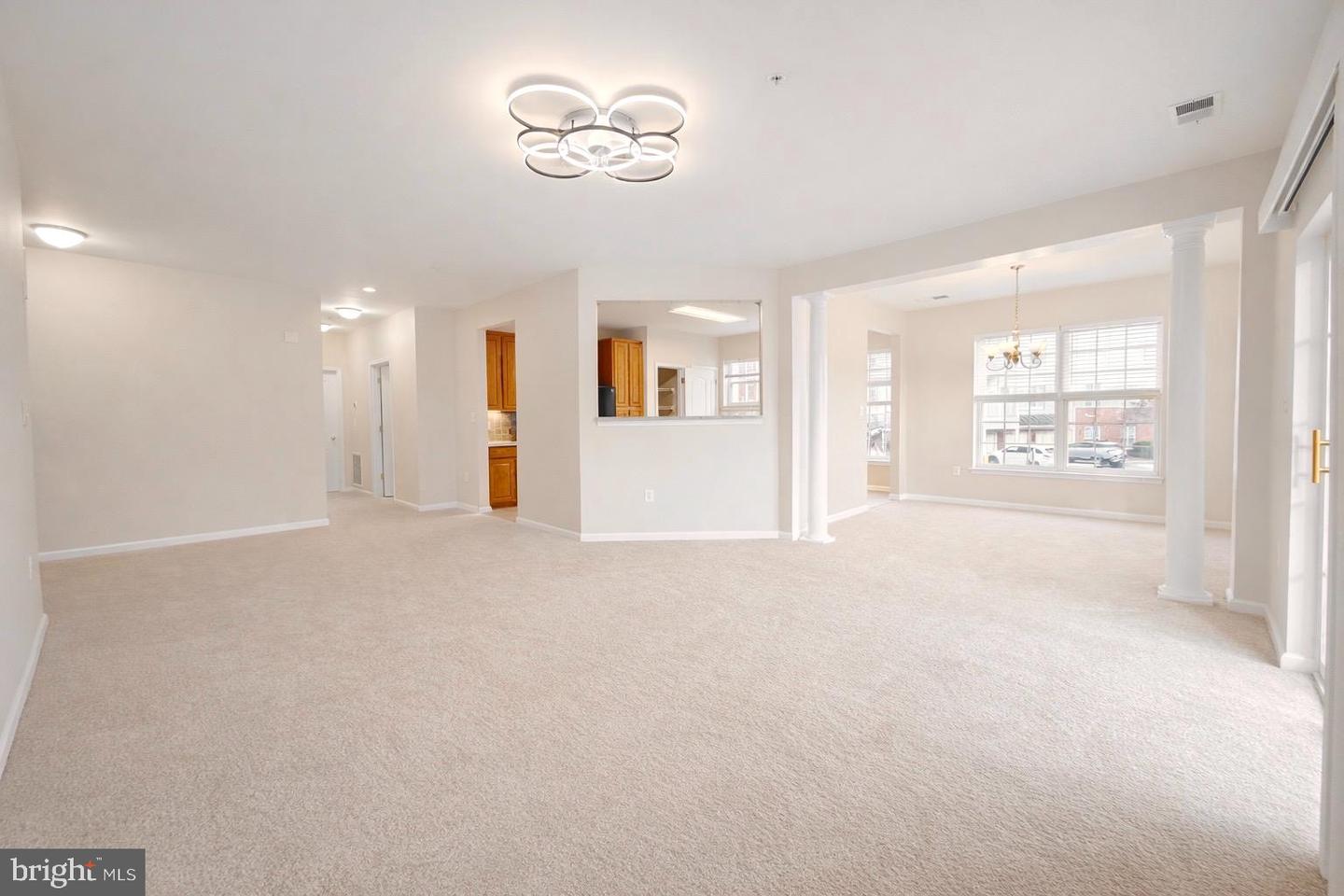 9710 HANDERSON PL #207, MANASSAS PARK, Virginia 20111, 2 Bedrooms Bedrooms, 8 Rooms Rooms,2 BathroomsBathrooms,Residential,For sale,9710 HANDERSON PL #207,VAMP2003570 MLS # VAMP2003570