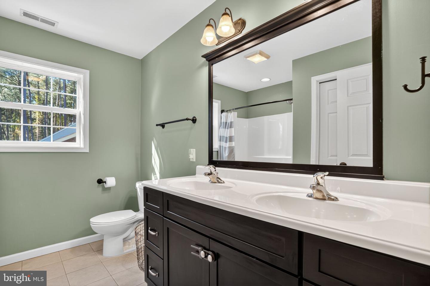 37420 DRIFTWOOD DR, GREENBACKVILLE, Virginia 23356, 3 Bedrooms Bedrooms, ,2 BathroomsBathrooms,Residential,For sale,37420 DRIFTWOOD DR,VAAC2002574 MLS # VAAC2002574