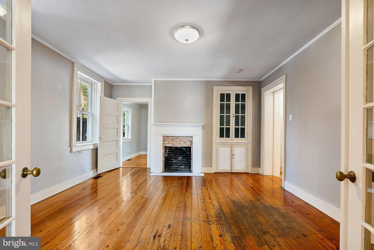 132 AMHERST ST, WINCHESTER, Virginia 22601, 4 Bedrooms Bedrooms, ,3 BathroomsBathrooms,Residential,For sale,132 AMHERST ST,VAWI2009872 MLS # VAWI2009872