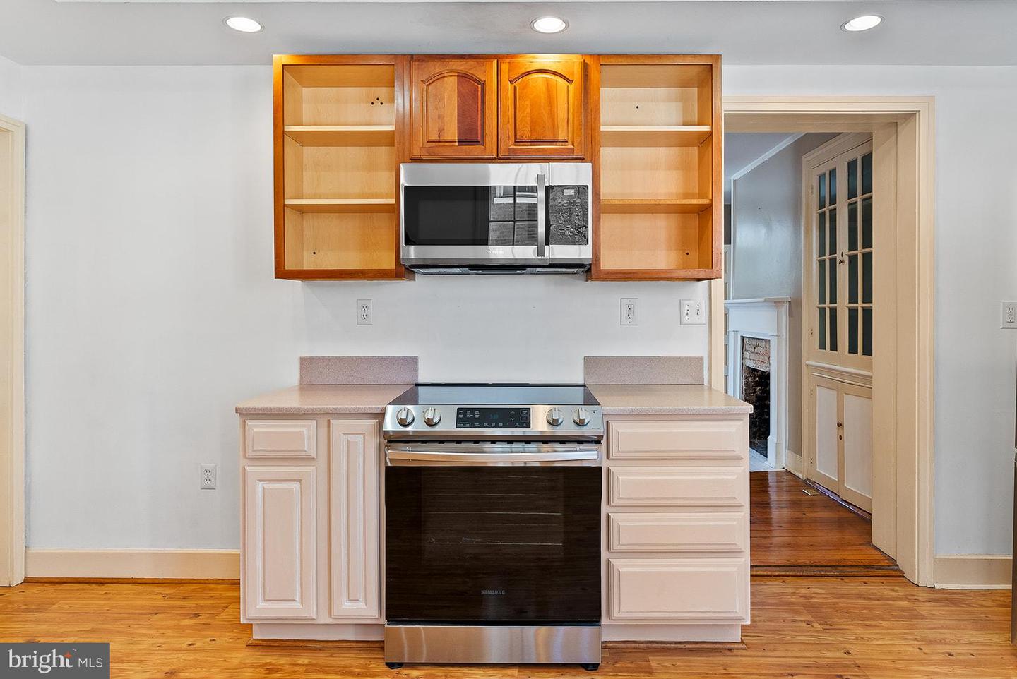 132 AMHERST ST, WINCHESTER, Virginia 22601, 4 Bedrooms Bedrooms, ,3 BathroomsBathrooms,Residential,For sale,132 AMHERST ST,VAWI2009872 MLS # VAWI2009872