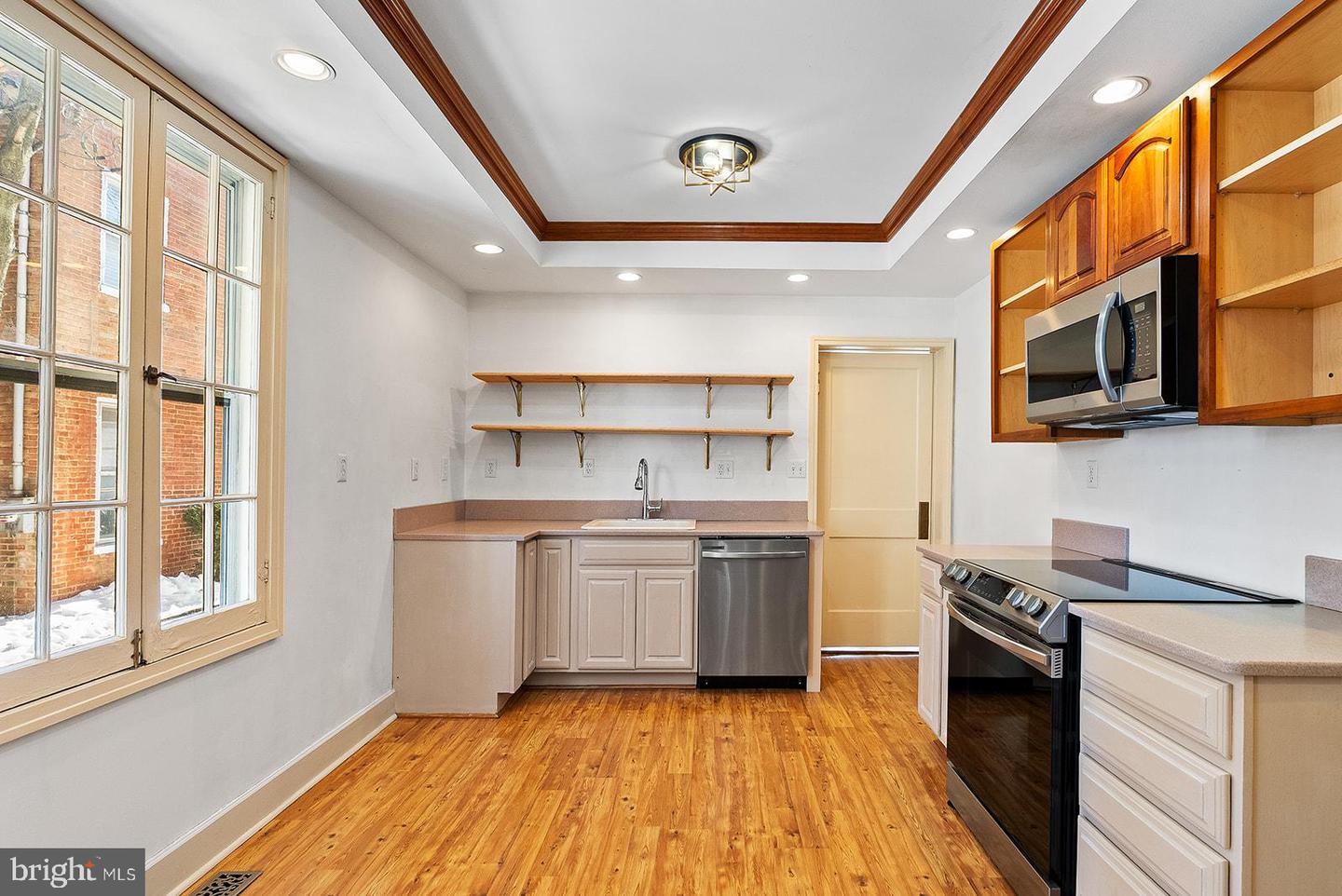 132 AMHERST ST, WINCHESTER, Virginia 22601, 4 Bedrooms Bedrooms, ,3 BathroomsBathrooms,Residential,For sale,132 AMHERST ST,VAWI2009872 MLS # VAWI2009872