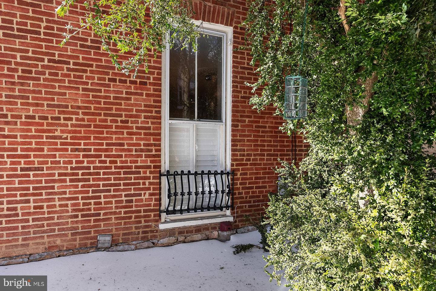 132 AMHERST ST, WINCHESTER, Virginia 22601, 4 Bedrooms Bedrooms, ,3 BathroomsBathrooms,Residential,For sale,132 AMHERST ST,VAWI2009872 MLS # VAWI2009872