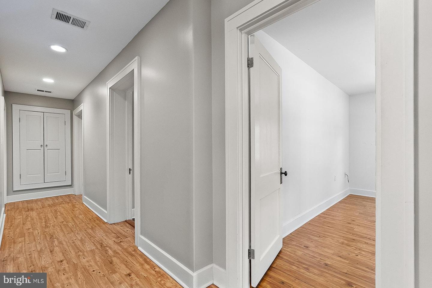 132 AMHERST ST, WINCHESTER, Virginia 22601, 4 Bedrooms Bedrooms, ,3 BathroomsBathrooms,Residential,For sale,132 AMHERST ST,VAWI2009872 MLS # VAWI2009872