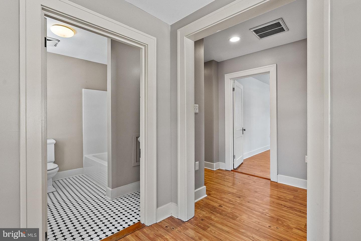 132 AMHERST ST, WINCHESTER, Virginia 22601, 4 Bedrooms Bedrooms, ,3 BathroomsBathrooms,Residential,For sale,132 AMHERST ST,VAWI2009872 MLS # VAWI2009872