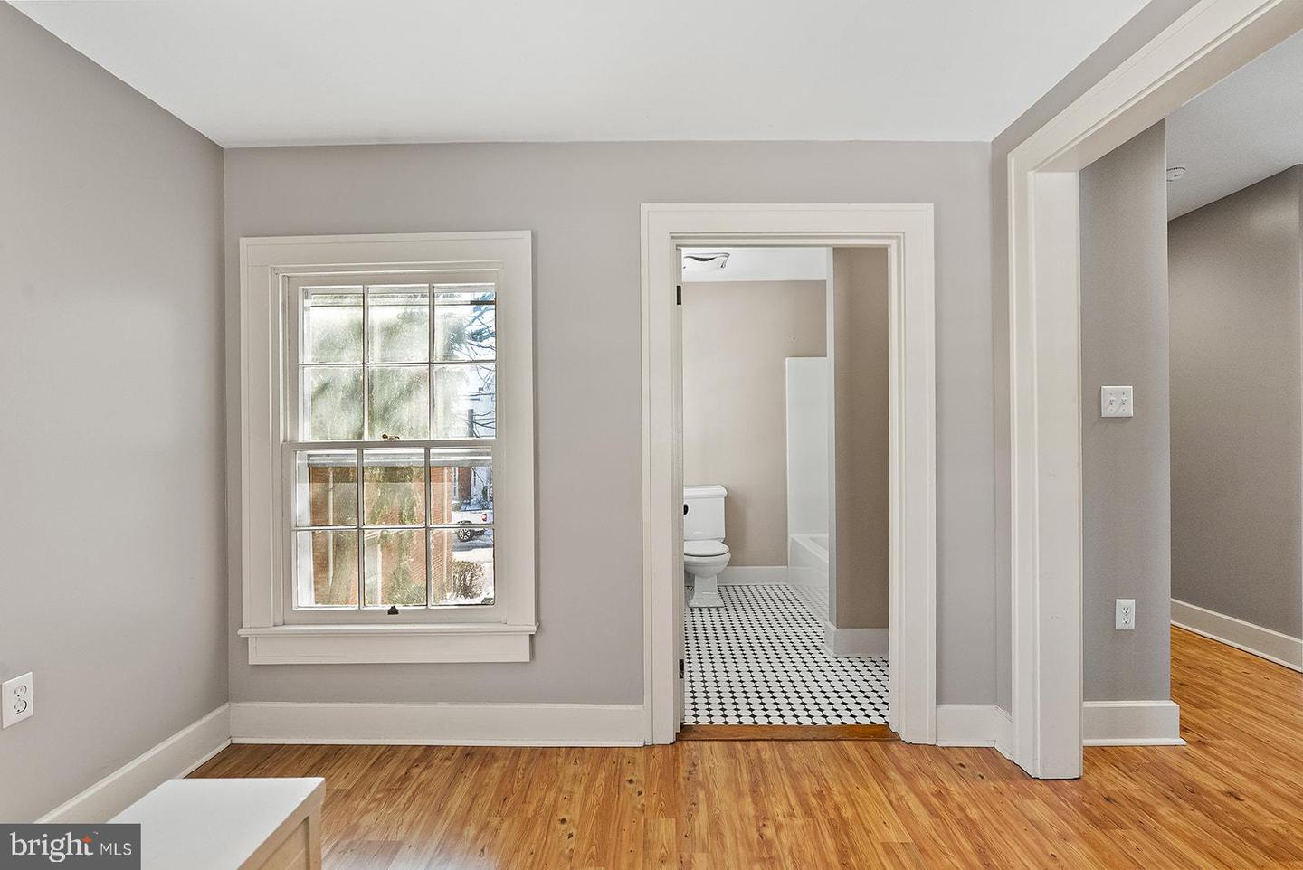 132 AMHERST ST, WINCHESTER, Virginia 22601, 4 Bedrooms Bedrooms, ,3 BathroomsBathrooms,Residential,For sale,132 AMHERST ST,VAWI2009872 MLS # VAWI2009872