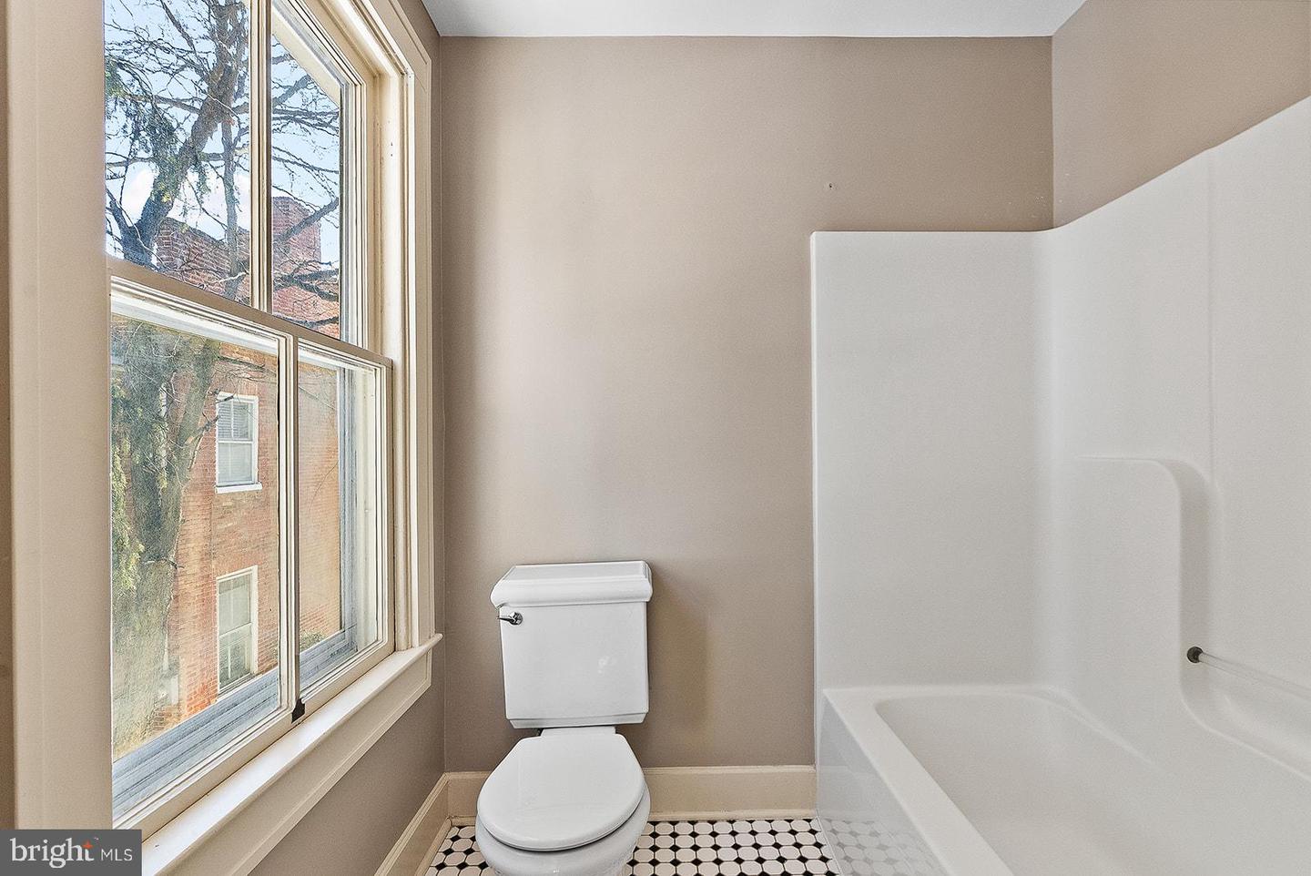 132 AMHERST ST, WINCHESTER, Virginia 22601, 4 Bedrooms Bedrooms, ,3 BathroomsBathrooms,Residential,For sale,132 AMHERST ST,VAWI2009872 MLS # VAWI2009872