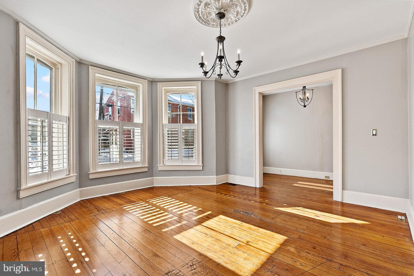 132 AMHERST ST, WINCHESTER, Virginia 22601, 4 Bedrooms Bedrooms, ,3 BathroomsBathrooms,Residential,For sale,132 AMHERST ST,VAWI2009872 MLS # VAWI2009872