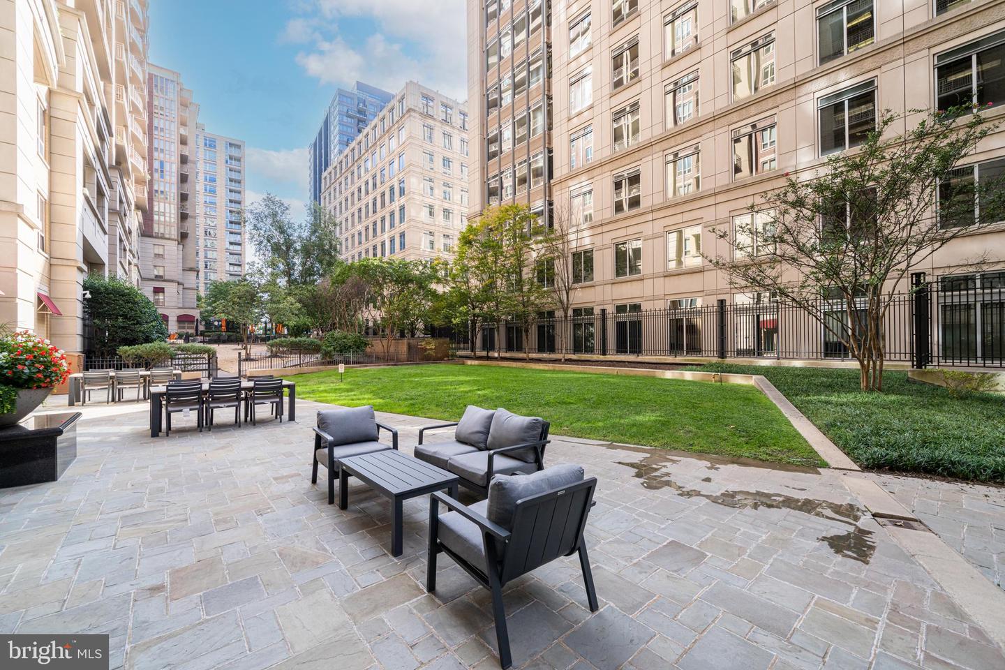 888 N QUINCY ST #2008, ARLINGTON, Virginia 22203, 1 Bedroom Bedrooms, ,1 BathroomBathrooms,Residential,For sale,888 N QUINCY ST #2008,VAAR2068276 MLS # VAAR2068276