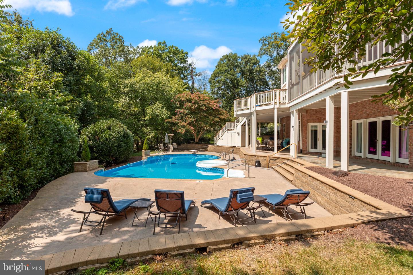 40321 BEACON HILL DR, LEESBURG, Virginia 20176, 5 Bedrooms Bedrooms, ,7 BathroomsBathrooms,Residential,For sale,40321 BEACON HILL DR,VALO2106174 MLS # VALO2106174