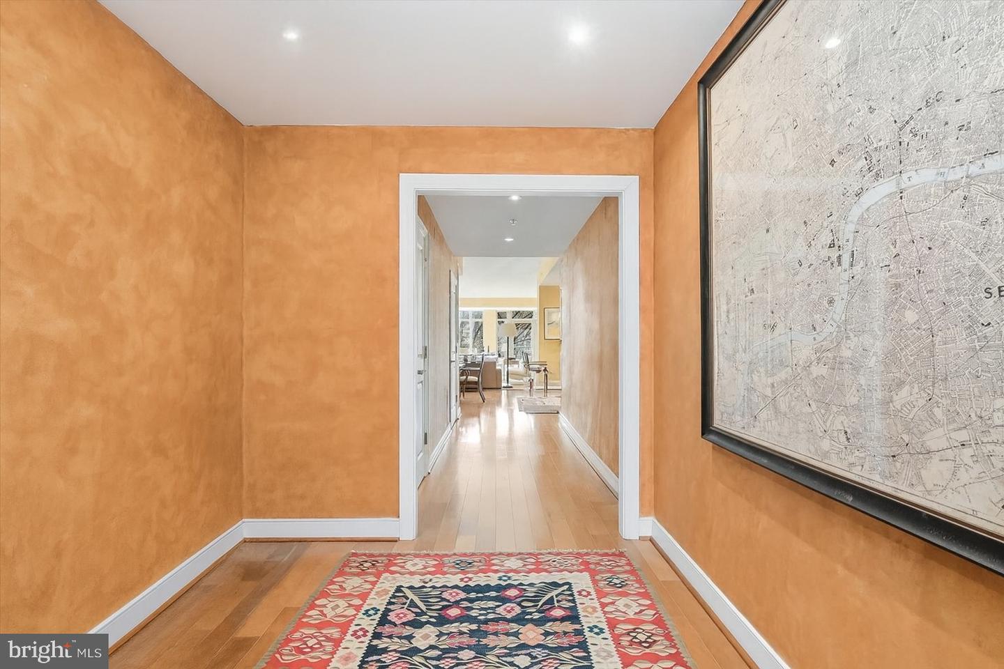 2425 L ST NW #303, WASHINGTON, District Of Columbia 20037, 2 Bedrooms Bedrooms, ,2 BathroomsBathrooms,Residential,For sale,2425 L ST NW #303,DCDC2241692 MLS # DCDC2241692