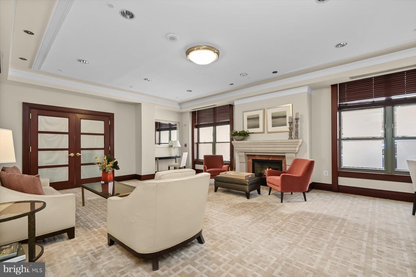 2425 L ST NW #303, WASHINGTON, District Of Columbia 20037, 2 Bedrooms Bedrooms, ,2 BathroomsBathrooms,Residential,For sale,2425 L ST NW #303,DCDC2241692 MLS # DCDC2241692