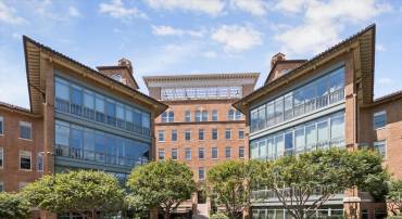 2425 L ST NW #303, WASHINGTON, District Of Columbia 20037, 2 Bedrooms Bedrooms, ,2 BathroomsBathrooms,Residential,For sale,2425 L ST NW #303,DCDC2241692 MLS # DCDC2241692