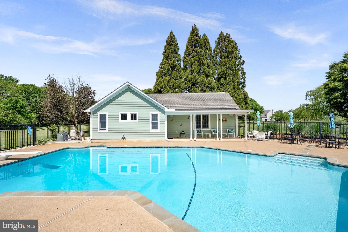 37857 ALBERTS FARM DR, PURCELLVILLE, Virginia 20132, 6 Bedrooms Bedrooms, ,5 BathroomsBathrooms,Residential,For sale,37857 ALBERTS FARM DR,VALO2114114 MLS # VALO2114114