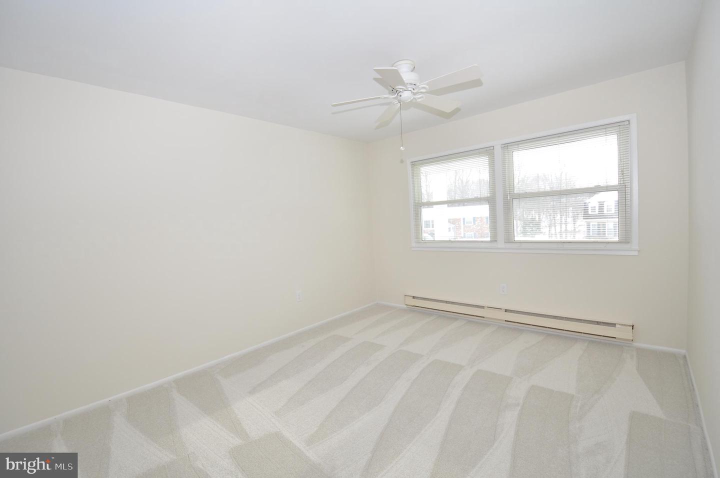 4765 LUPINO CT, WOODBRIDGE, Virginia 22193, 4 Bedrooms Bedrooms, ,3 BathroomsBathrooms,Residential,For sale,4765 LUPINO CT,VAPW2111458 MLS # VAPW2111458