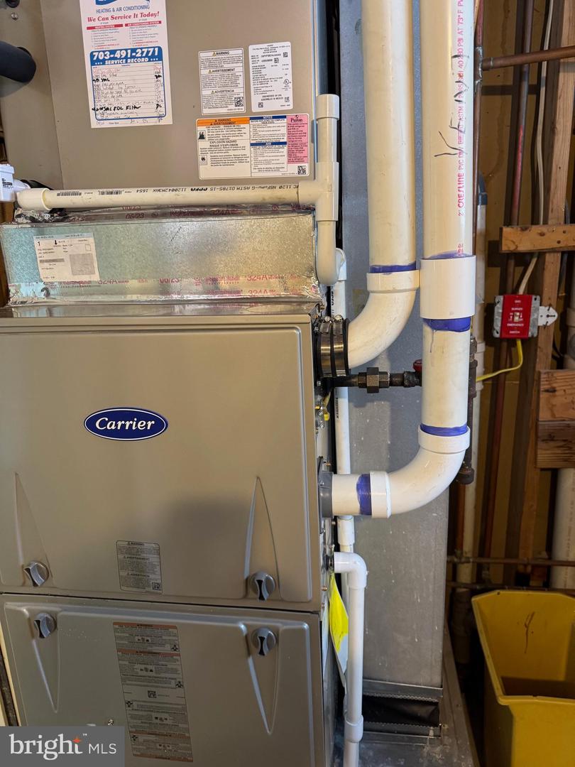 4765 LUPINO CT, WOODBRIDGE, Virginia 22193, 4 Bedrooms Bedrooms, ,3 BathroomsBathrooms,Residential,For sale,4765 LUPINO CT,VAPW2111458 MLS # VAPW2111458