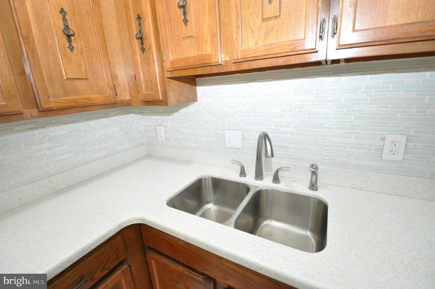 4765 LUPINO CT, WOODBRIDGE, Virginia 22193, 4 Bedrooms Bedrooms, ,3 BathroomsBathrooms,Residential,For sale,4765 LUPINO CT,VAPW2111458 MLS # VAPW2111458