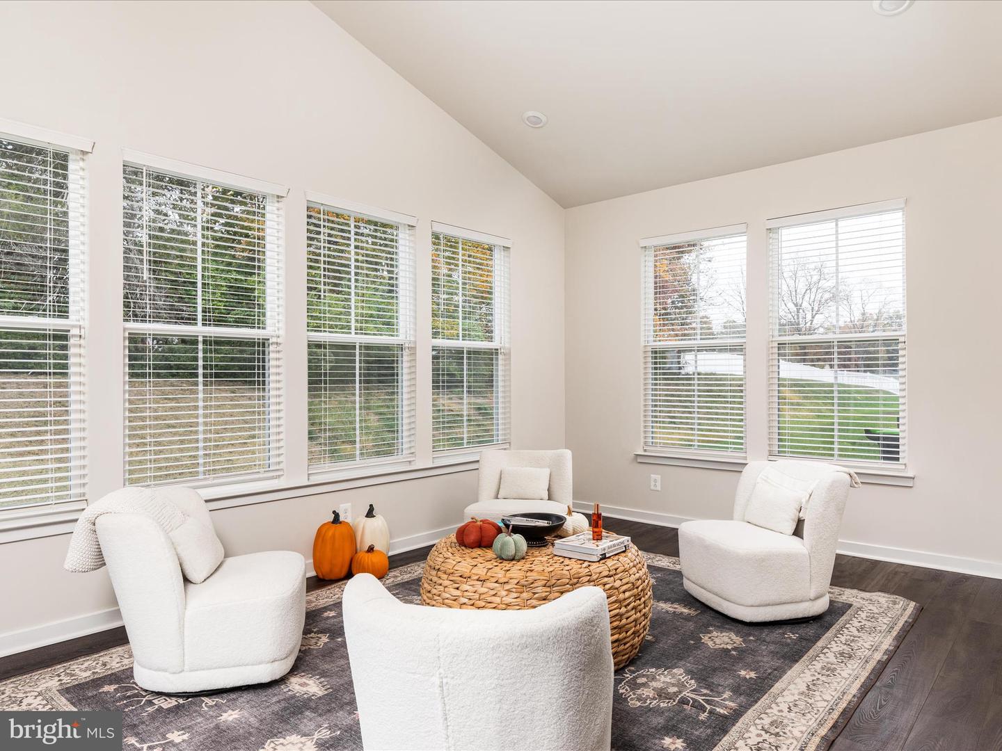 308 LEHIGH DR, WINCHESTER, Virginia 22602, 4 Bedrooms Bedrooms, ,3 BathroomsBathrooms,Residential,For sale,308 LEHIGH DR,VAFV2039278 MLS # VAFV2039278