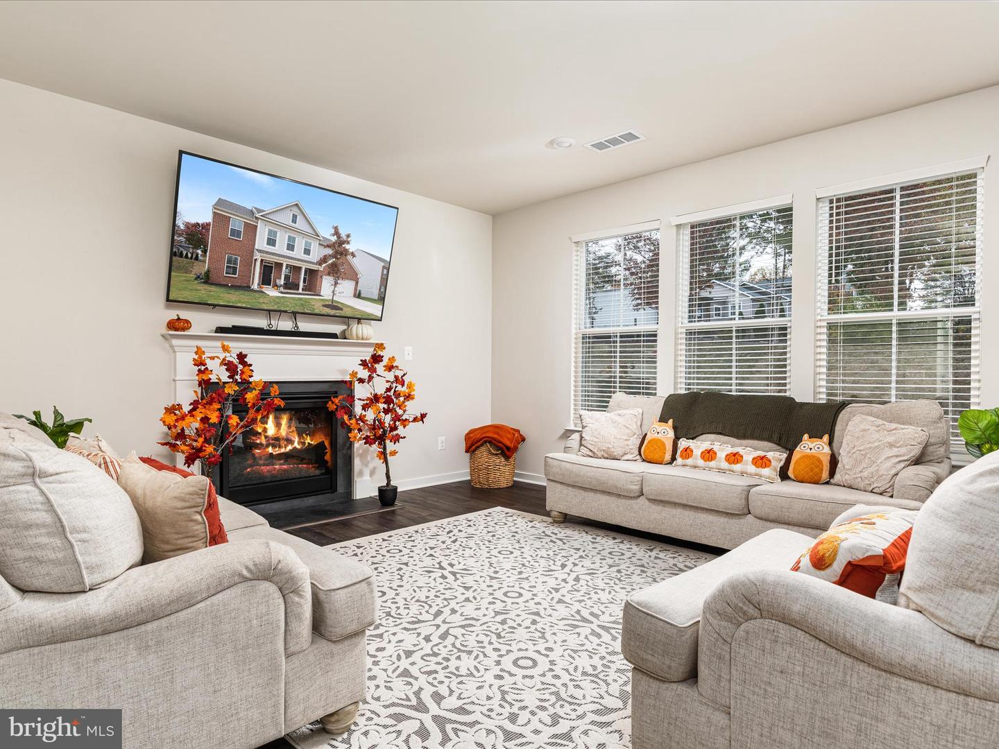 308 LEHIGH DR, WINCHESTER, Virginia 22602, 4 Bedrooms Bedrooms, ,3 BathroomsBathrooms,Residential,For sale,308 LEHIGH DR,VAFV2039278 MLS # VAFV2039278