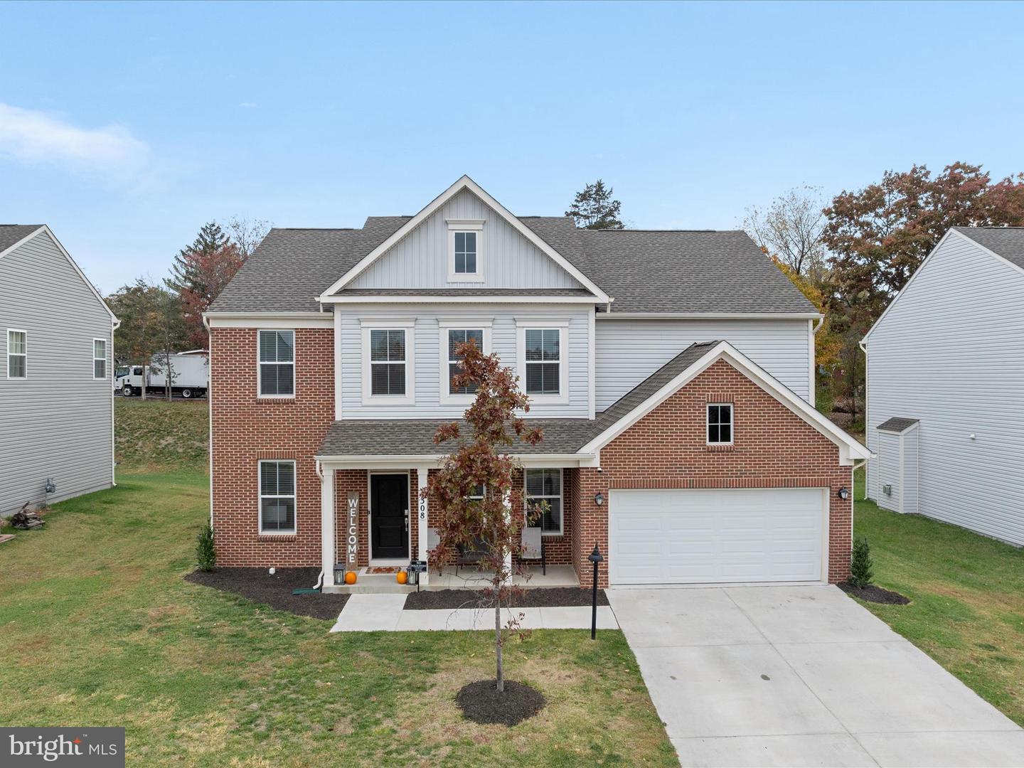 308 LEHIGH DR, WINCHESTER, Virginia 22602, 4 Bedrooms Bedrooms, ,3 BathroomsBathrooms,Residential,For sale,308 LEHIGH DR,VAFV2039278 MLS # VAFV2039278