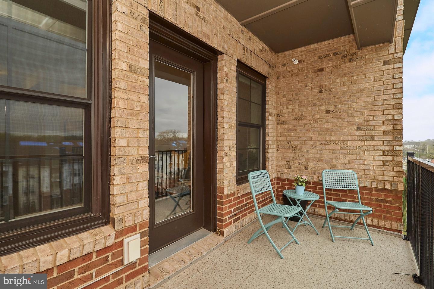 2905 BLEEKER ST #4-406, FAIRFAX, Virginia 22031, 2 Bedrooms Bedrooms, ,2 BathroomsBathrooms,Residential,For sale,2905 BLEEKER ST #4-406,VAFX2288100 MLS # VAFX2288100