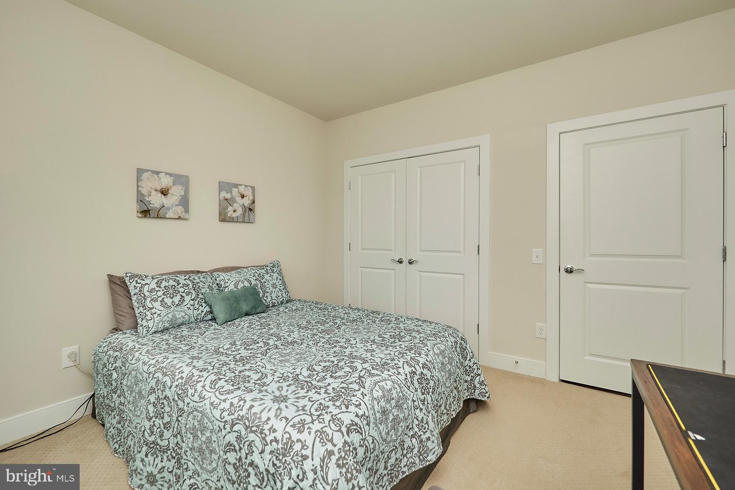 2905 BLEEKER ST #4-406, FAIRFAX, Virginia 22031, 2 Bedrooms Bedrooms, ,2 BathroomsBathrooms,Residential,For sale,2905 BLEEKER ST #4-406,VAFX2288100 MLS # VAFX2288100