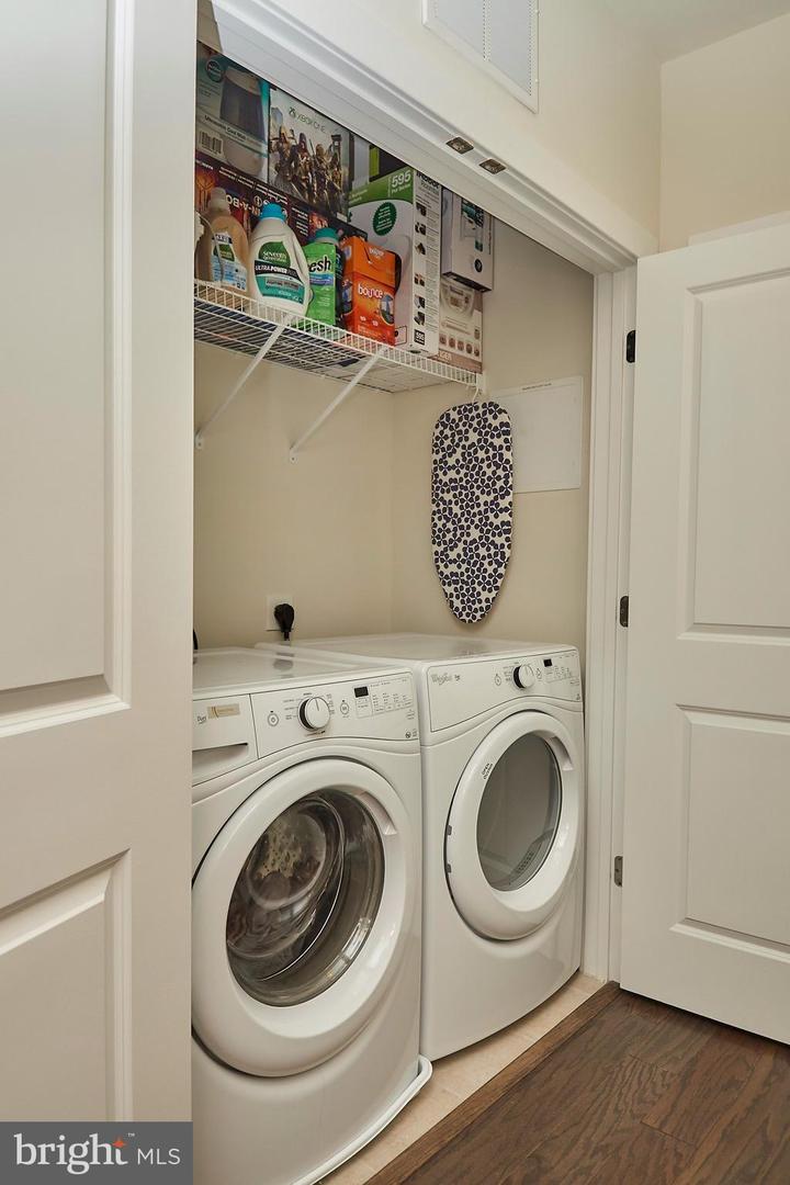 2905 BLEEKER ST #4-406, FAIRFAX, Virginia 22031, 2 Bedrooms Bedrooms, ,2 BathroomsBathrooms,Residential,For sale,2905 BLEEKER ST #4-406,VAFX2288100 MLS # VAFX2288100