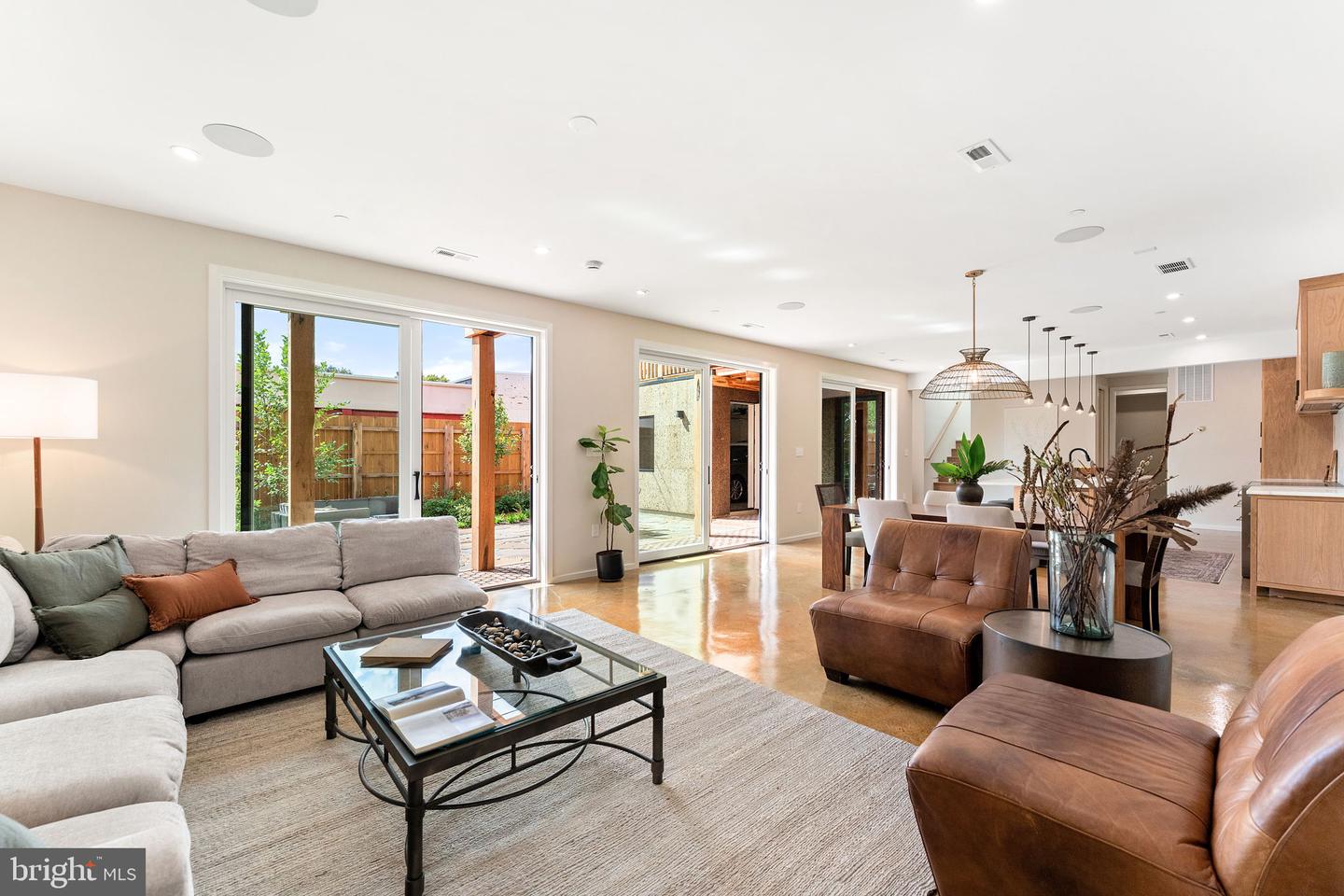 21 OVERBECK ALLEY NE, WASHINGTON, District Of Columbia 20002, 4 Bedrooms Bedrooms, ,3 BathroomsBathrooms,Residential,For sale,21 OVERBECK ALLEY NE,DCDC2243888 MLS # DCDC2243888