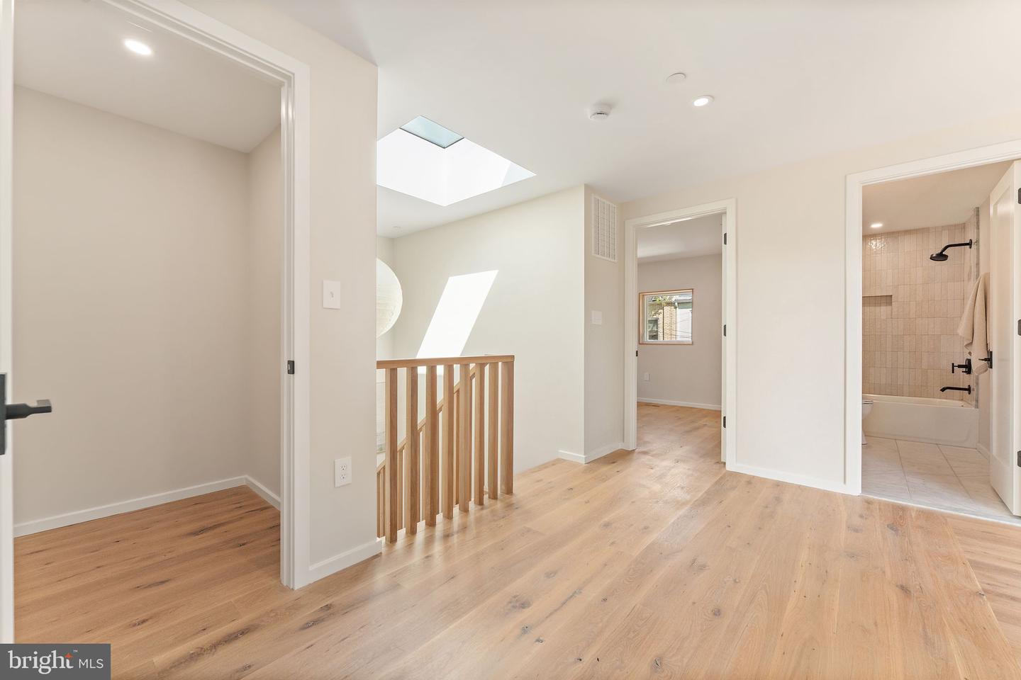 21 OVERBECK ALLEY NE, WASHINGTON, District Of Columbia 20002, 4 Bedrooms Bedrooms, ,3 BathroomsBathrooms,Residential,For sale,21 OVERBECK ALLEY NE,DCDC2243888 MLS # DCDC2243888