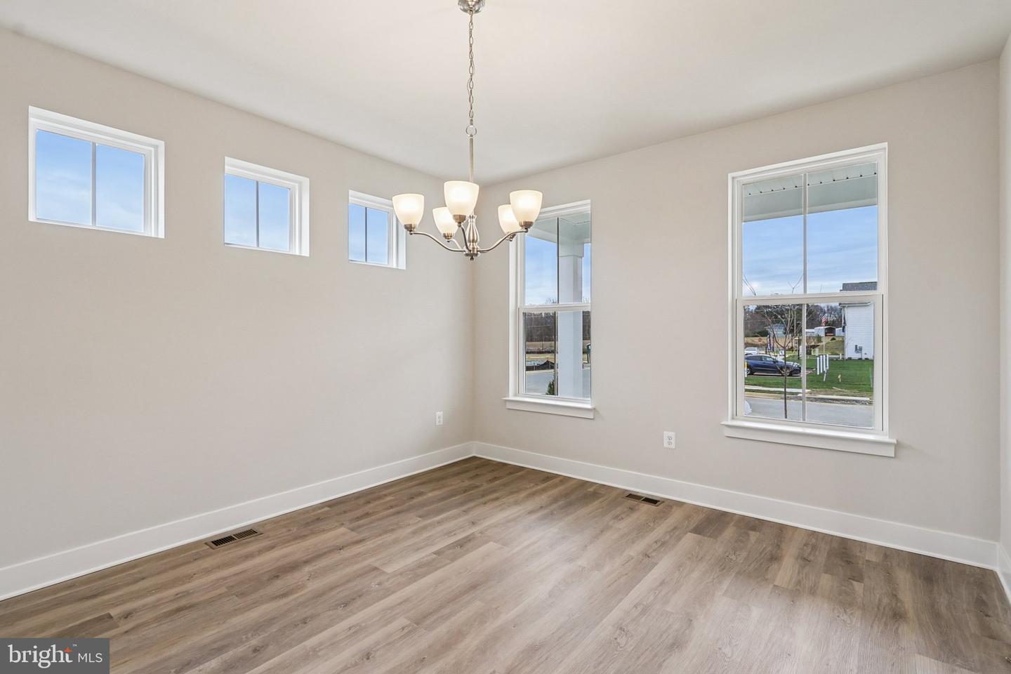 11790 WALES DR, FREDERICKSBURG, Virginia 22407, 5 Bedrooms Bedrooms, ,5 BathroomsBathrooms,Residential,For sale,11790 WALES DR,VASP2038968 MLS # VASP2038968