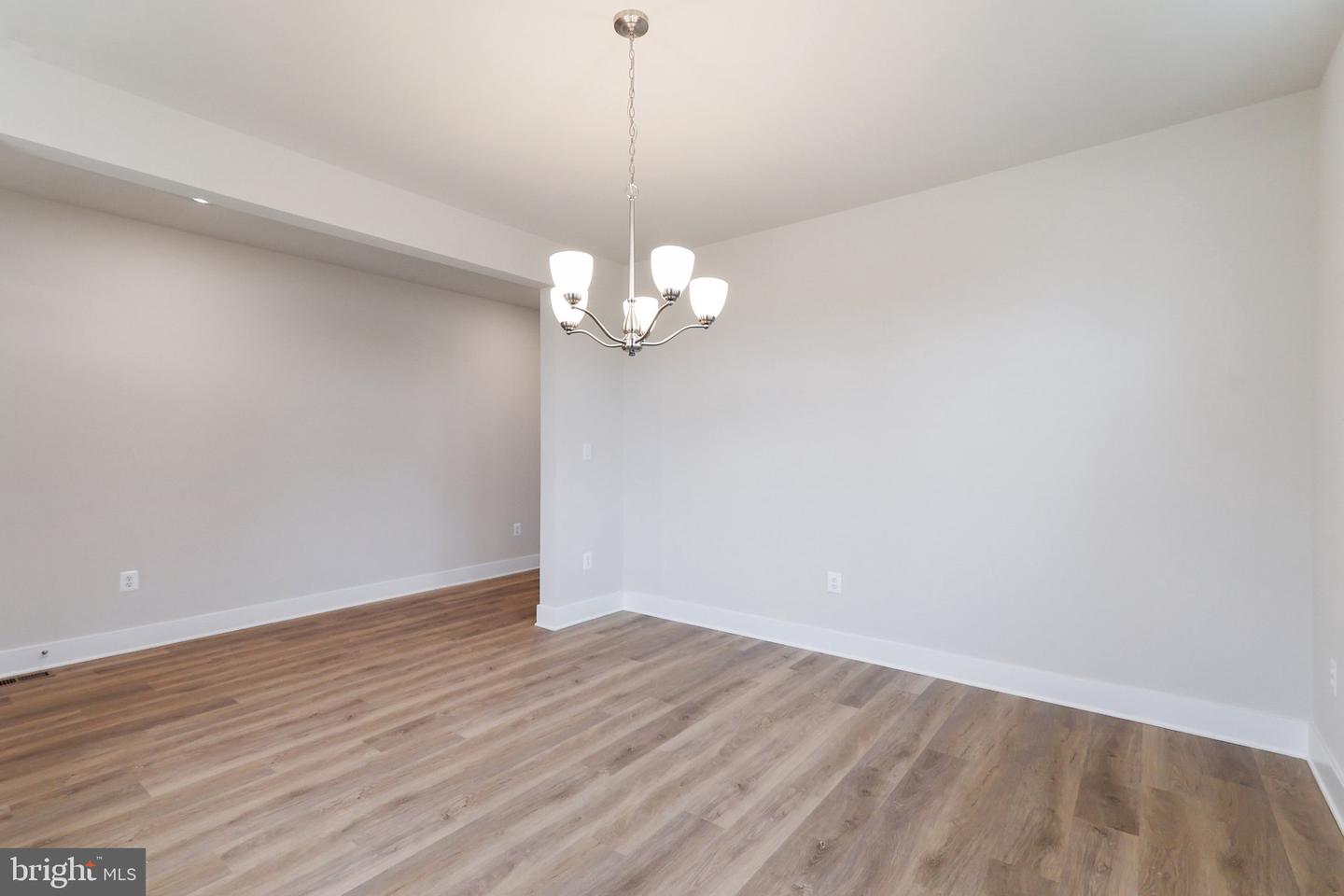 11808 WALES DR, FREDERICKSBURG, Virginia 22407, 5 Bedrooms Bedrooms, ,5 BathroomsBathrooms,Residential,For sale,11808 WALES DR,VASP2038970 MLS # VASP2038970