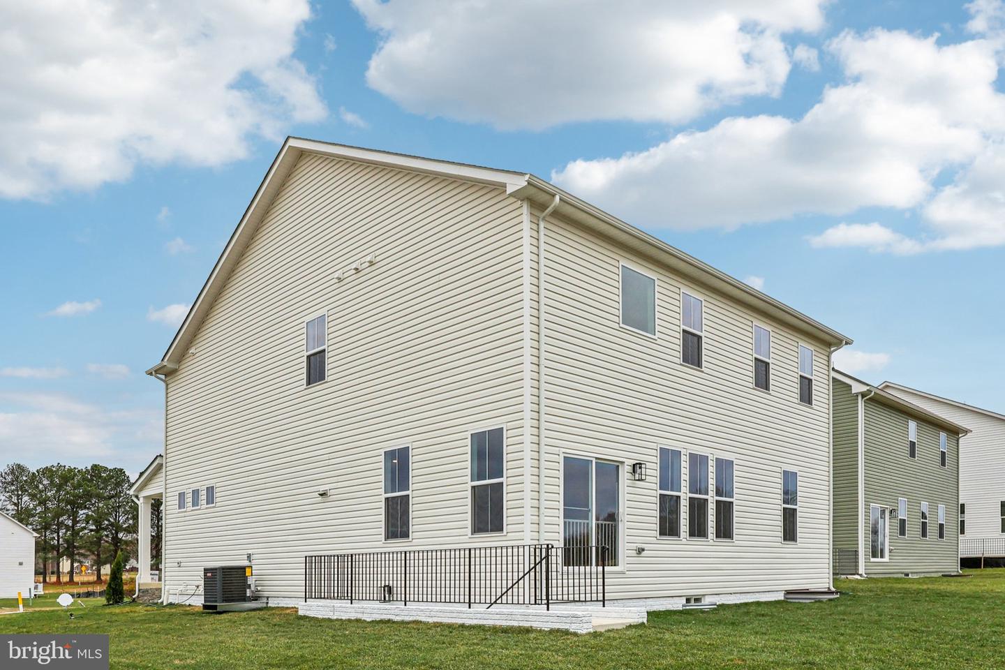 11808 WALES DR, FREDERICKSBURG, Virginia 22407, 5 Bedrooms Bedrooms, ,5 BathroomsBathrooms,Residential,For sale,11808 WALES DR,VASP2038970 MLS # VASP2038970